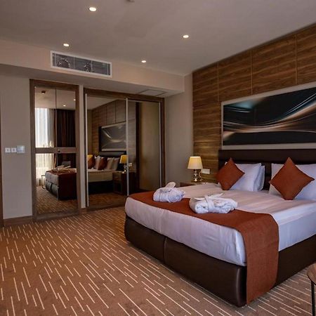 Ekor Elegance Hotel Famagusta  Eksteriør billede