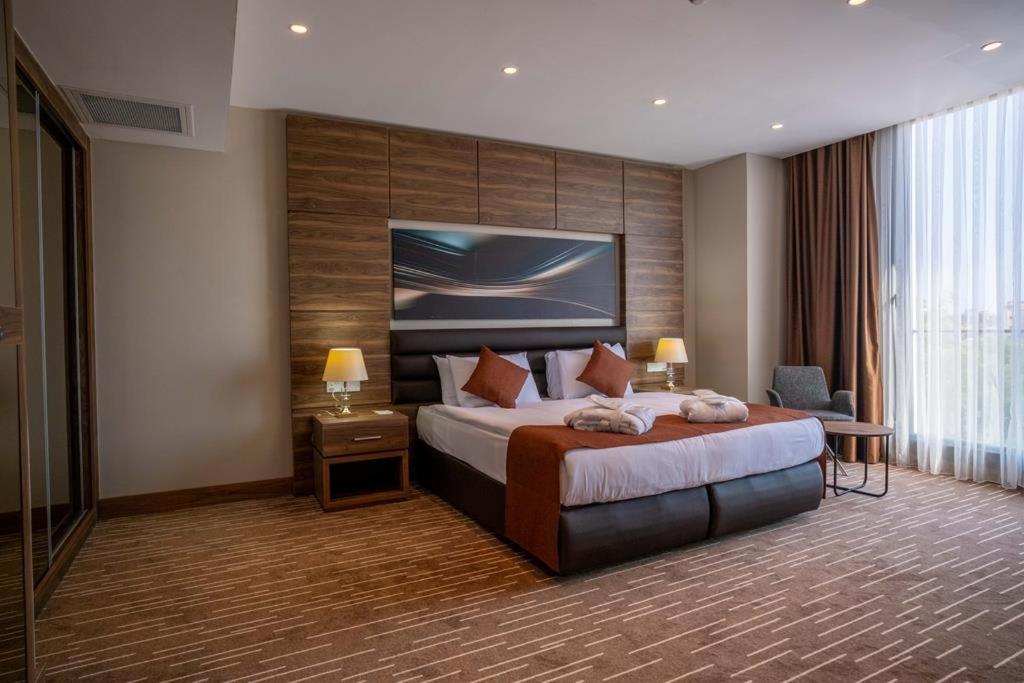 Ekor Elegance Hotel Famagusta  Eksteriør billede