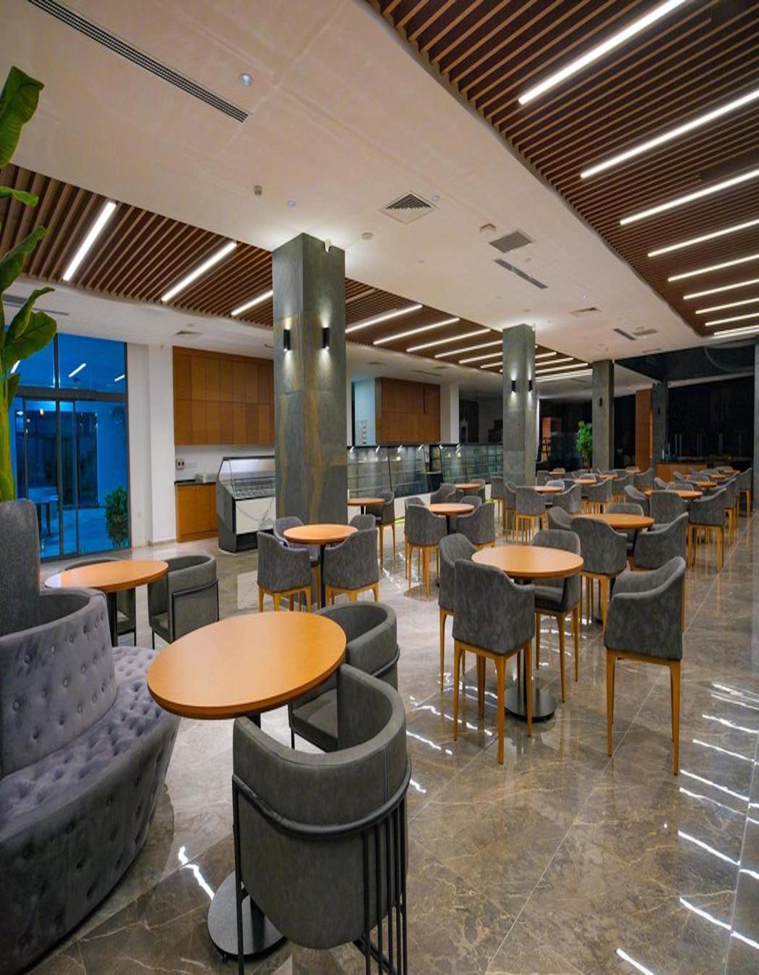 Ekor Elegance Hotel Famagusta  Eksteriør billede